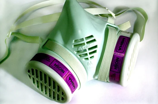 Respirador de media cara con cartuchos para partículas, equipo de protección respiratoria